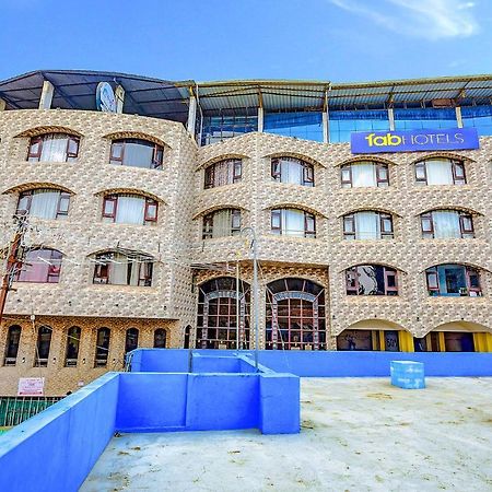 Fabhotel Khems Shoram Palace Road Ooty Kültér fotó
