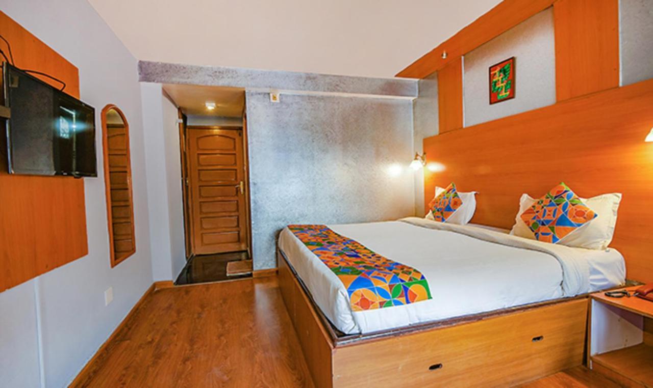 Fabhotel Khems Shoram Palace Road Ooty Kültér fotó