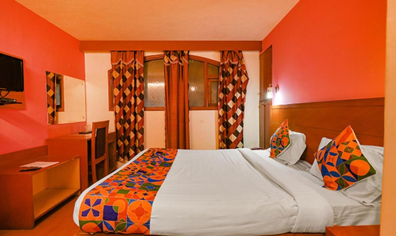 Fabhotel Khems Shoram Palace Road Ooty Kültér fotó