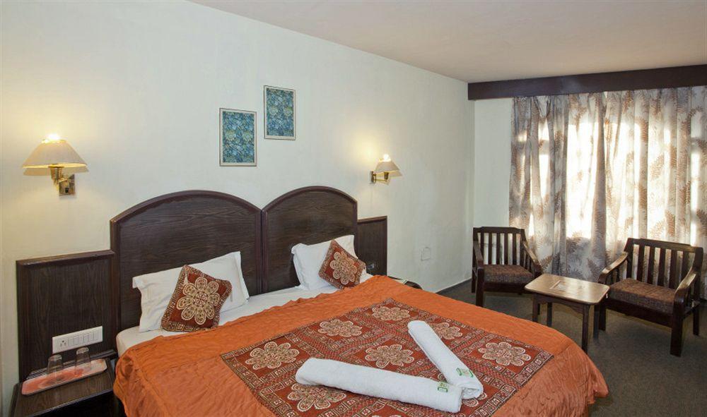 Fabhotel Khems Shoram Palace Road Ooty Kültér fotó