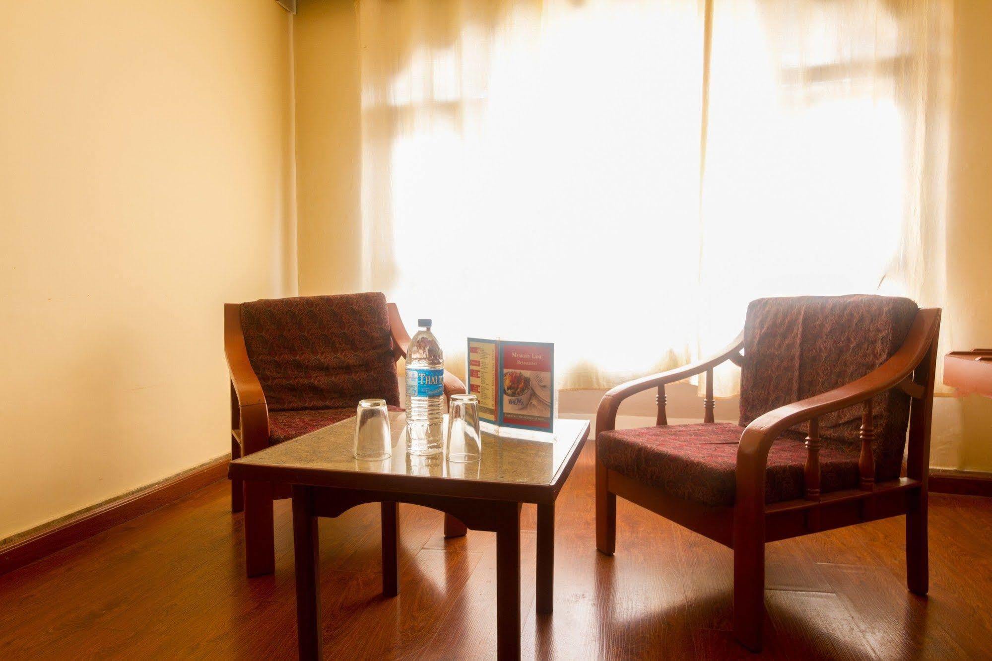 Fabhotel Khems Shoram Palace Road Ooty Kültér fotó