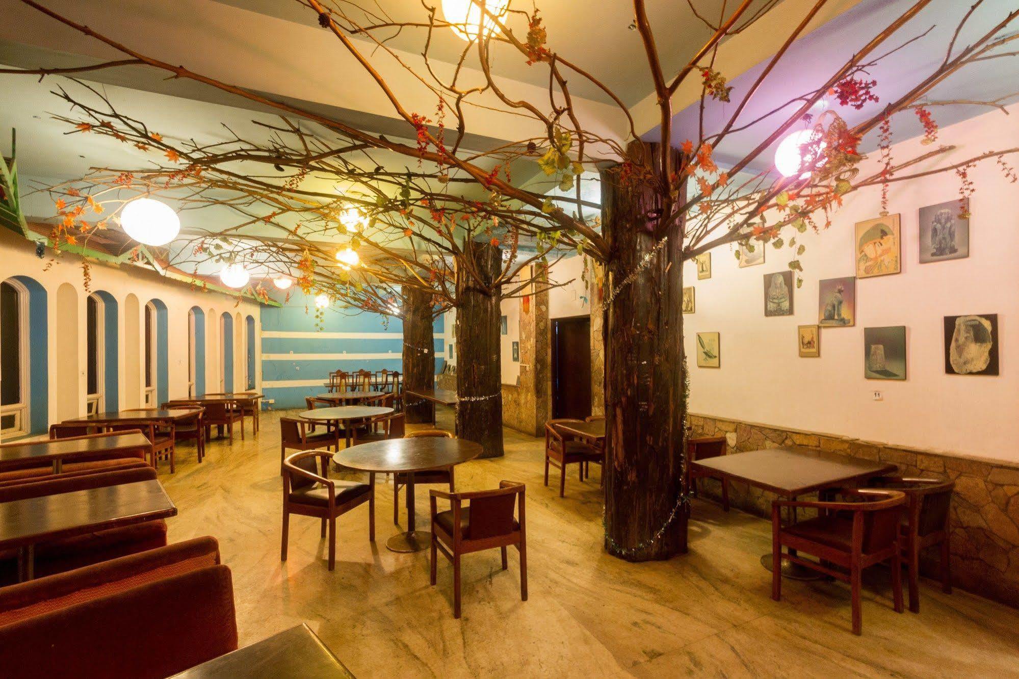 Fabhotel Khems Shoram Palace Road Ooty Kültér fotó