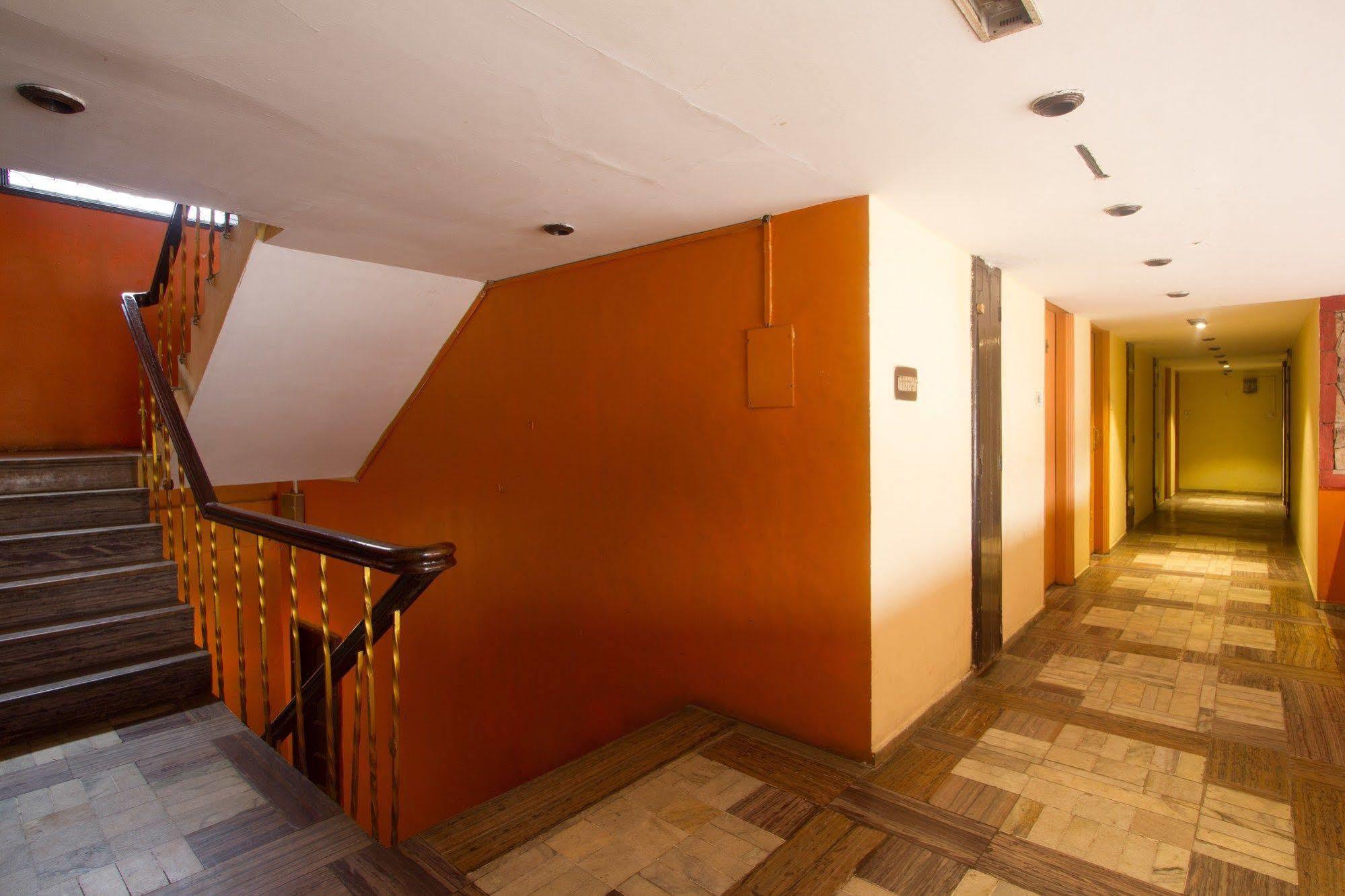 Fabhotel Khems Shoram Palace Road Ooty Kültér fotó